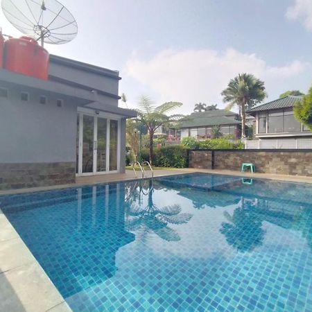 Villa Bukit Danau Lot 14 Cinengangirang Dış mekan fotoğraf